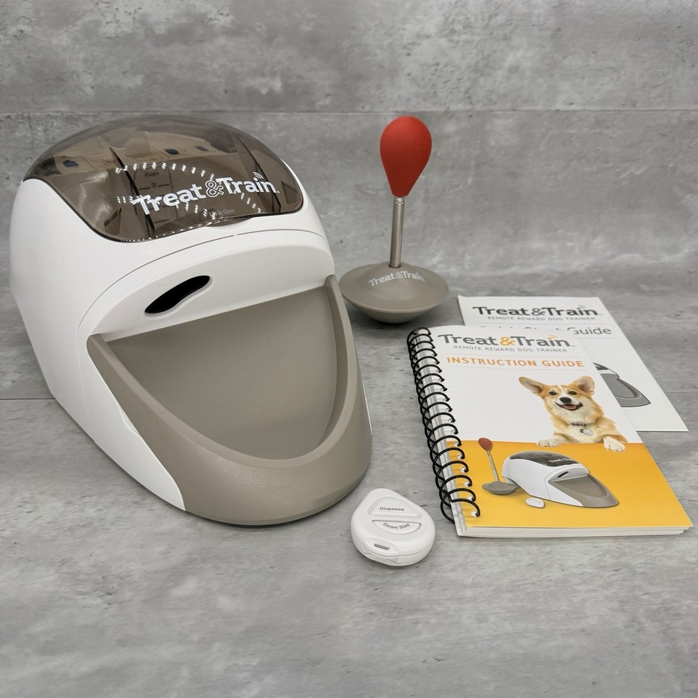 Manners Minder Treat & Train Remote Reward Dog Trainer S1398 W/Remote